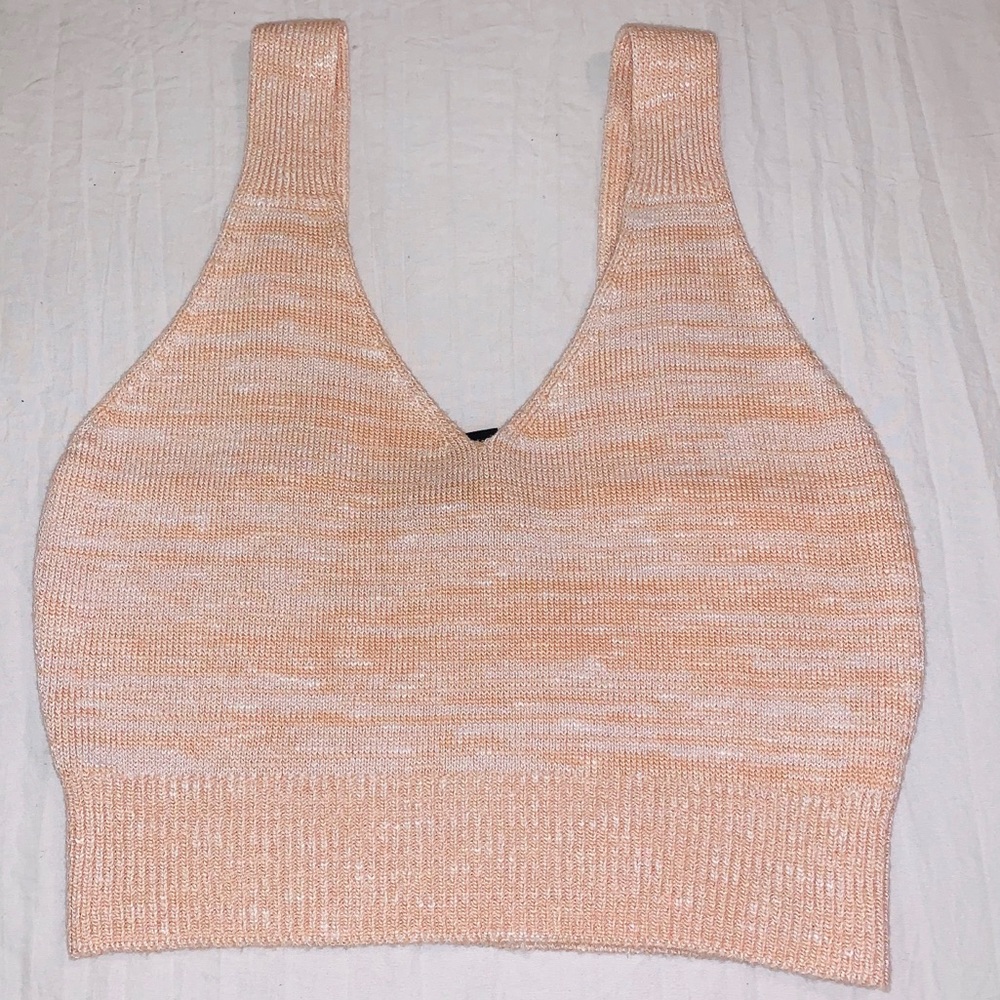 4/$25♦️FOREVER21 Sweater Crop Top Peach & White